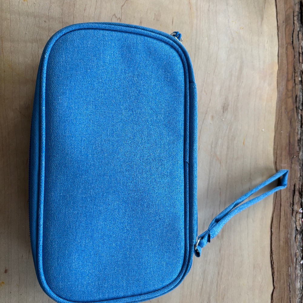 New oraganizer case( chargers, cords, phome)(BOGO)  item same or lower prrice